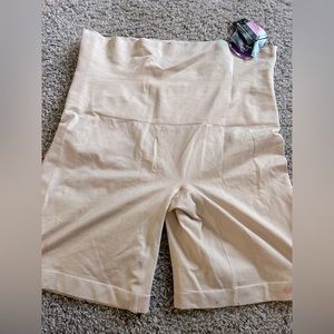 Maidenform Ultra Control Thigh Thinner (2XL)